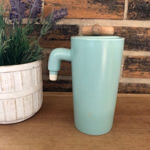 Manna Valve Mug with Lid